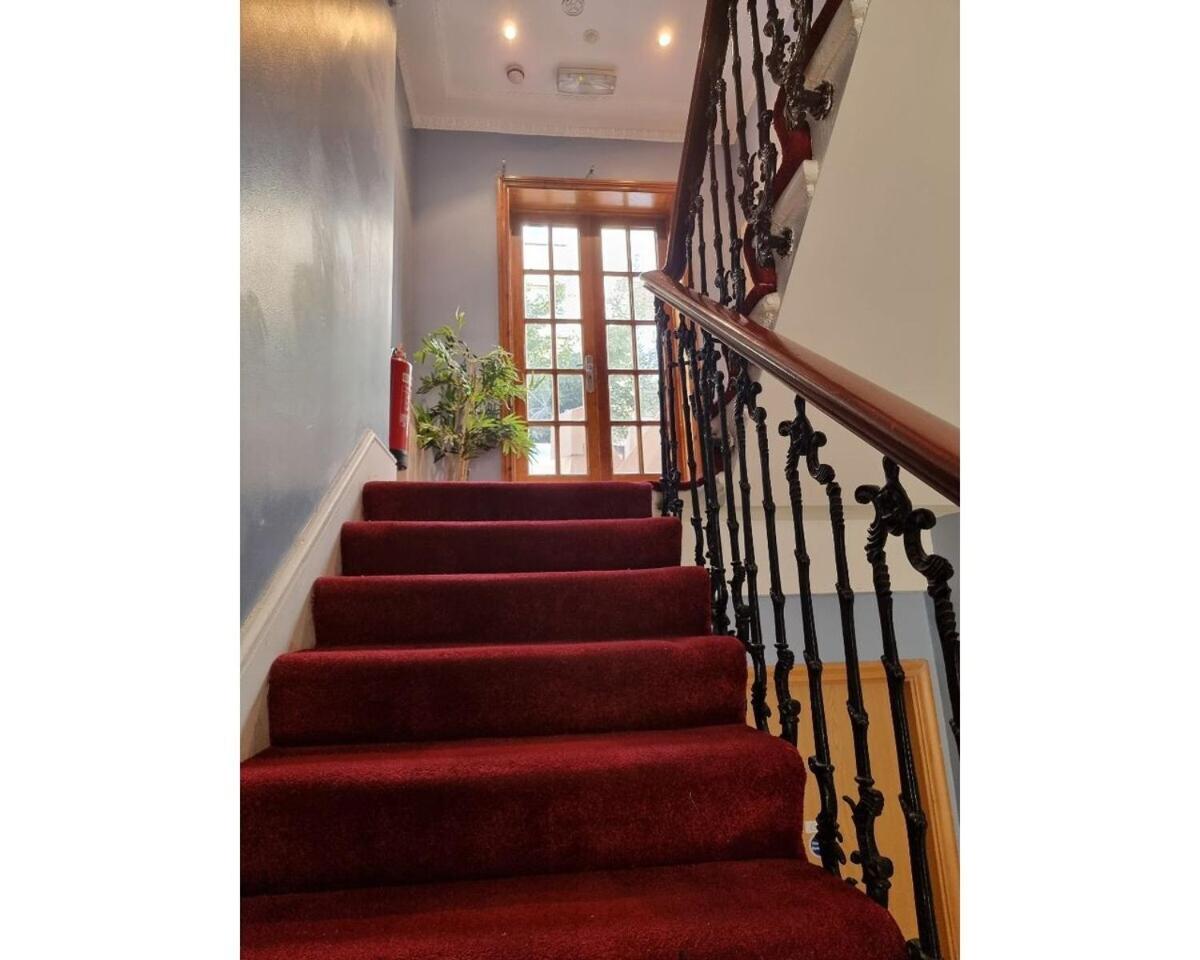 Ferienwohnung F101-First Floor Flat Fits 3 Near Hyde Park London Exterior foto