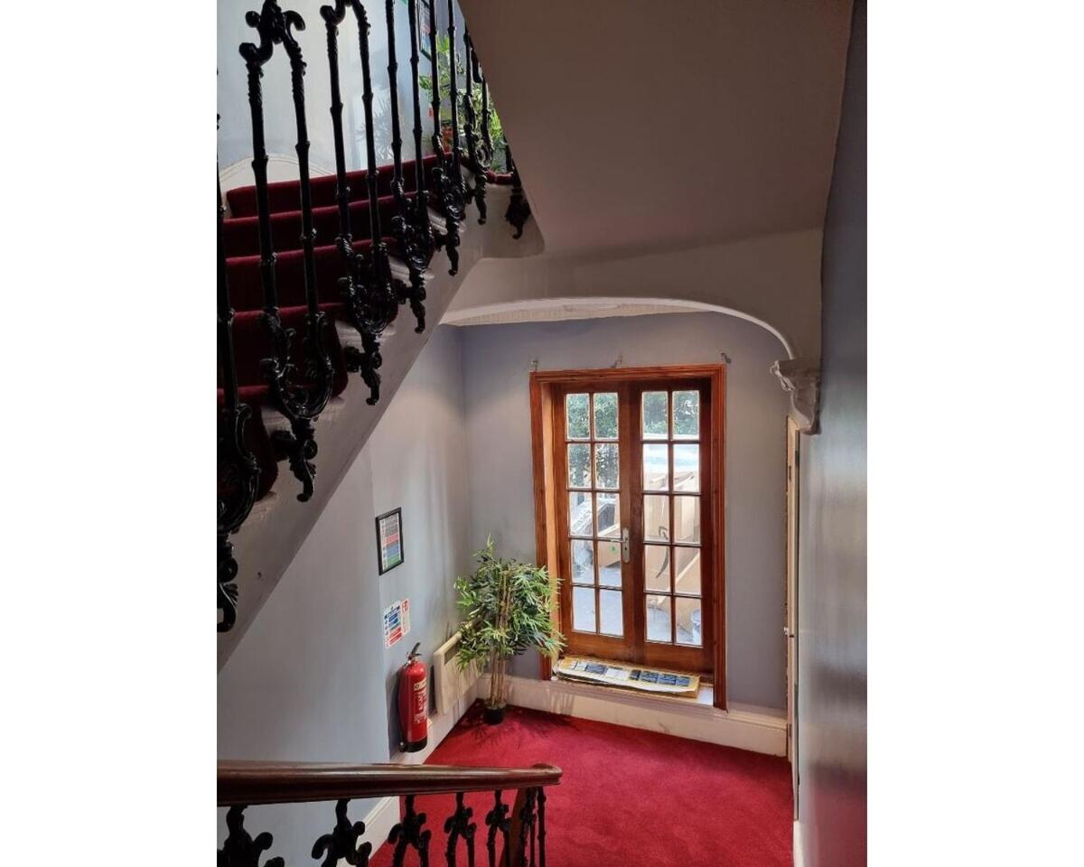 Ferienwohnung F101-First Floor Flat Fits 3 Near Hyde Park London Exterior foto