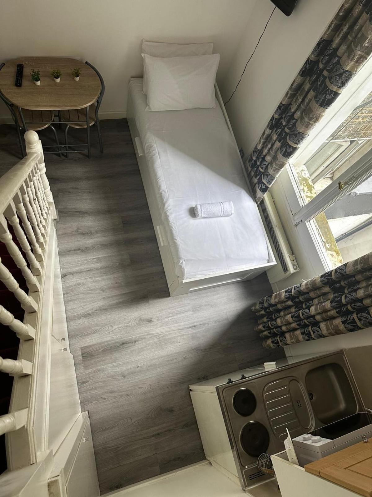 Ferienwohnung F101-First Floor Flat Fits 3 Near Hyde Park London Exterior foto